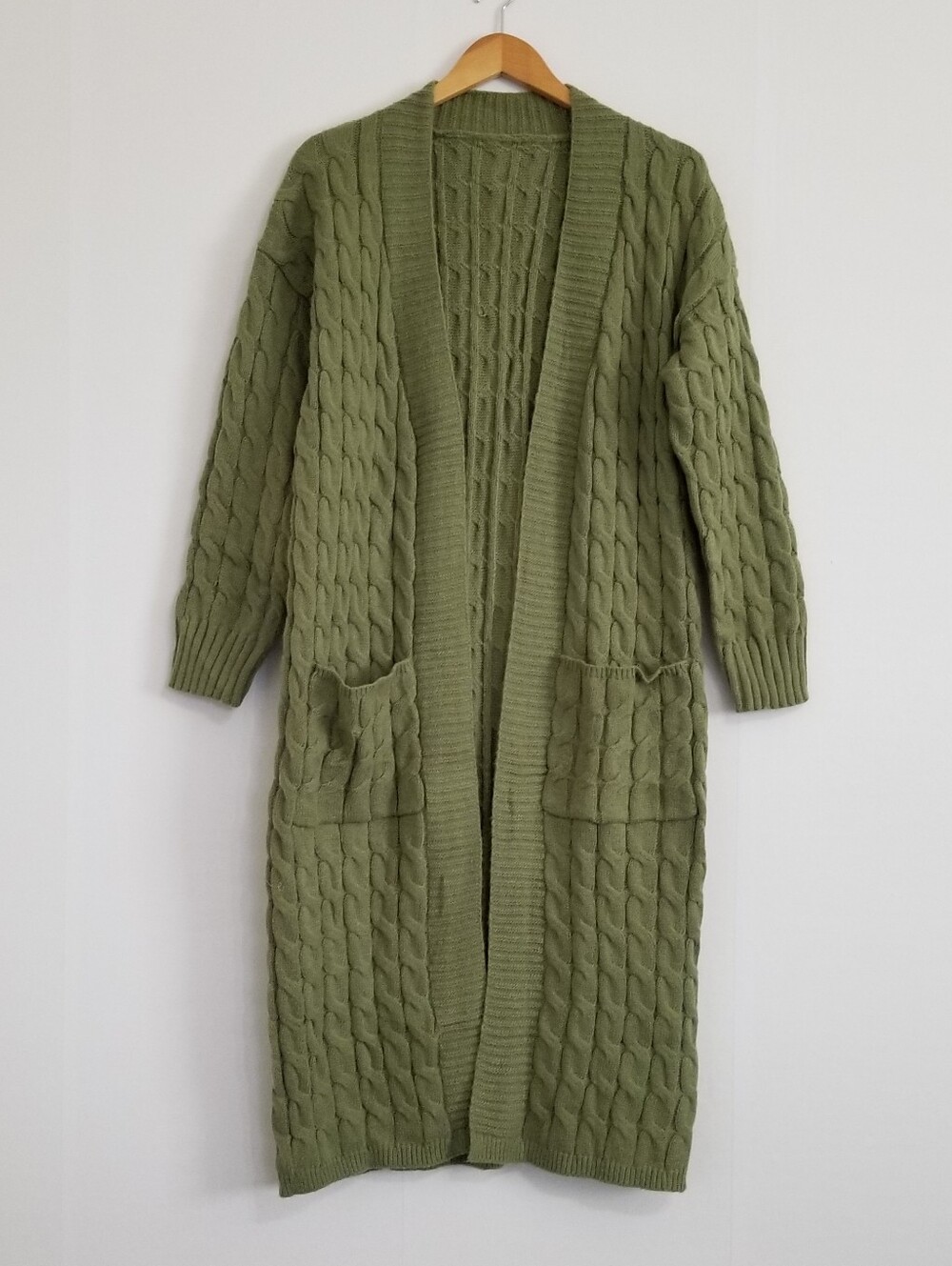 NWOT Unbranded Army Green Sweater Duster Cardigan Size Medium